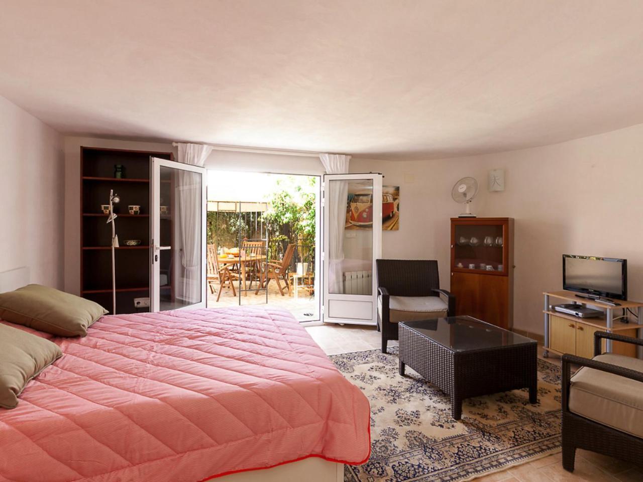 Tulipanes By Interhome Dénia