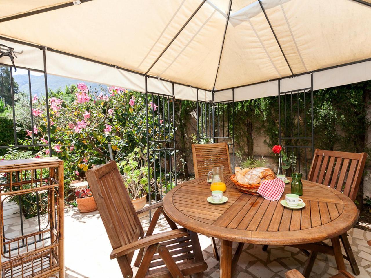 Tulipanes By Interhome Dénia